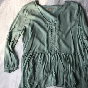 Gray/blue summer top.